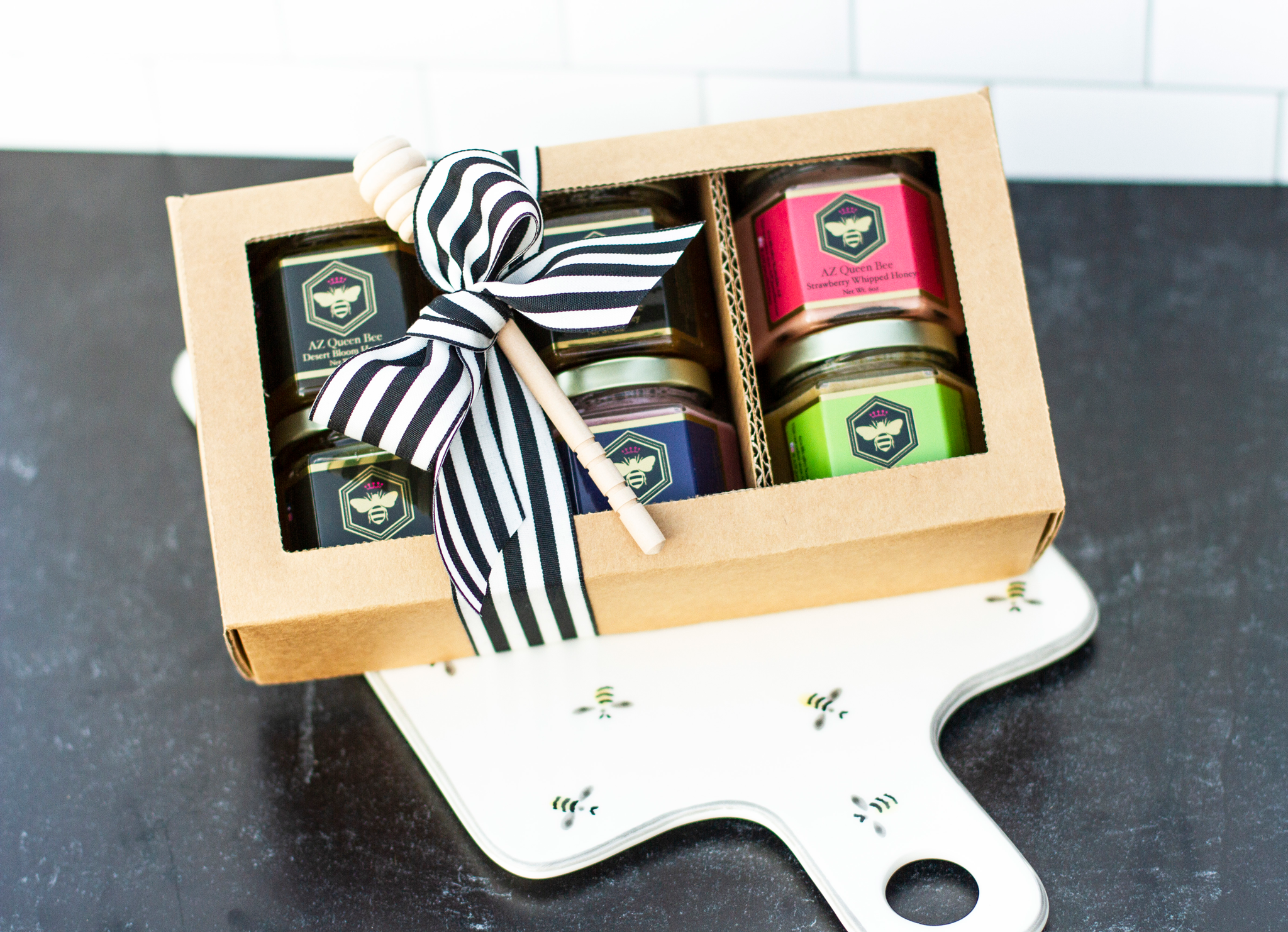 Honey Gift Box Set of 6 – AZ Queen Bee Honey Gift Box Set of 6 – AZ Queen Bee